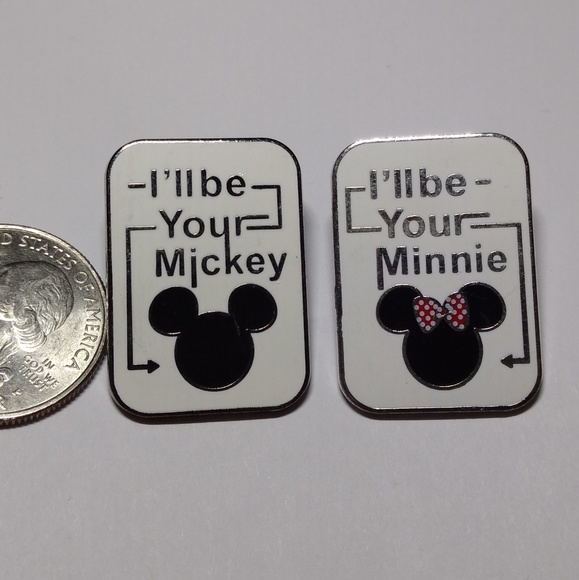 Set of I'll be your Mickey/Minnie lapel pins - Picture 3 of 6